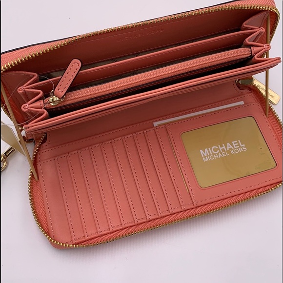 MICHAEL KORS LARGE TRAVEL CONTINENTAL WRISTLET WALLET PRIMEROSE COLOR - Picture 5 of 16